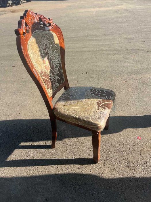 Продам столы и стулья