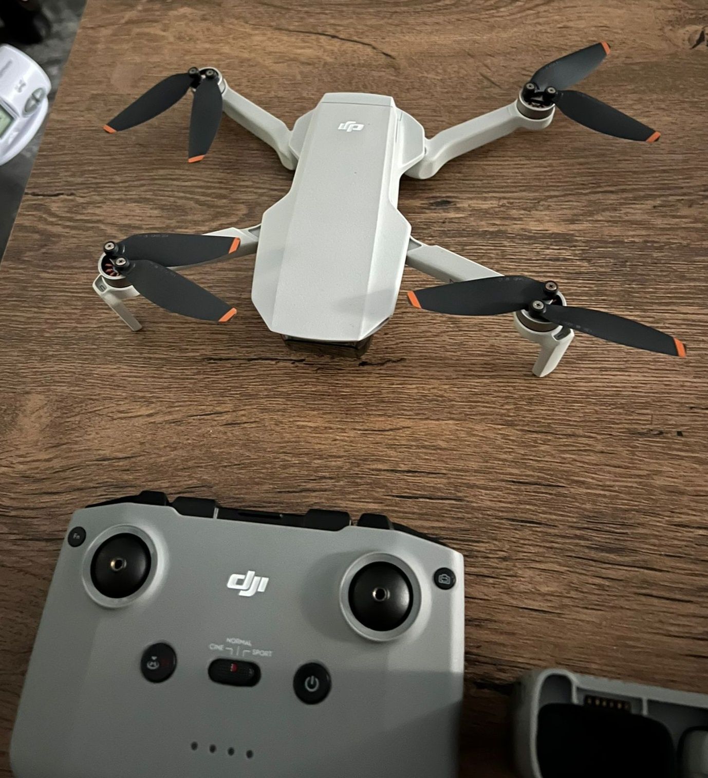 Drona DJI Mini 2 Fly More Combo