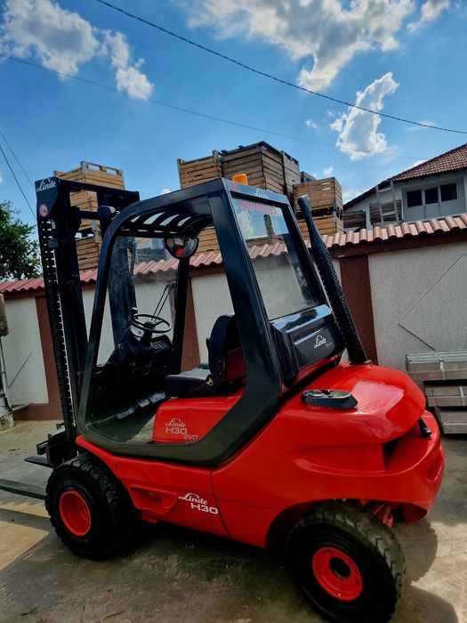 Vand stivuitor Motostivuitor linde