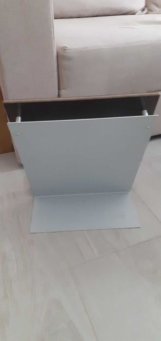 vitrina portabila din D