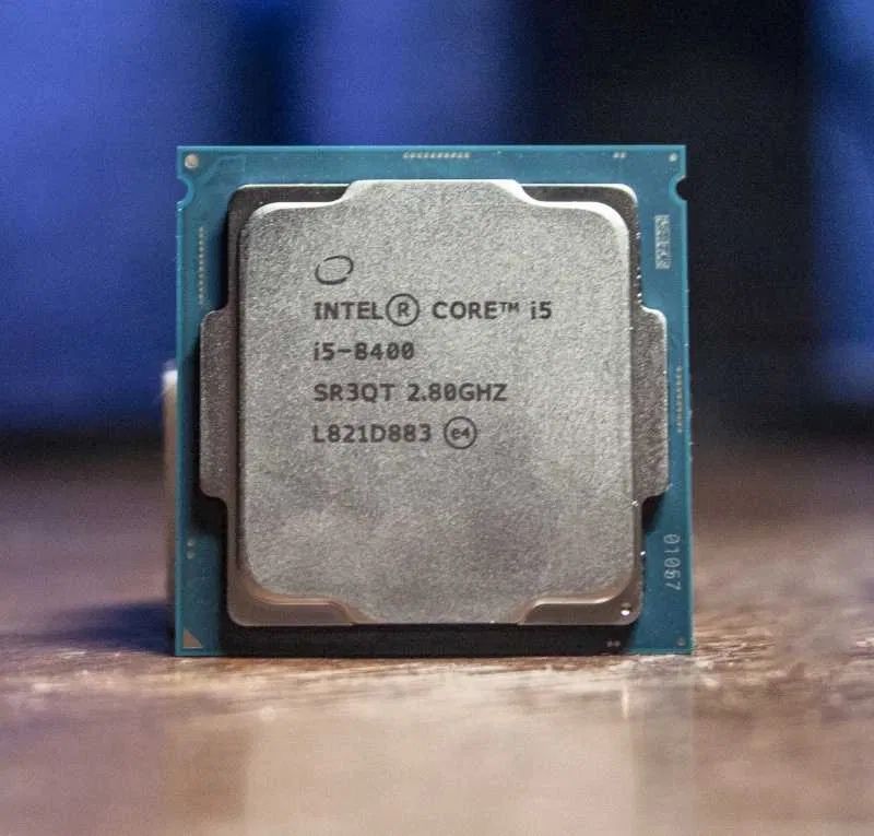 Продам процессор Intel Core i5-8400