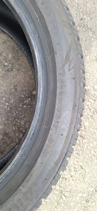 DOT 2023! 225 45 17 Bridgestone blizzak lm005