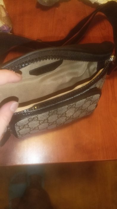 Маркова чанта gucci