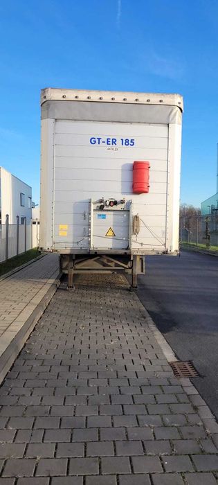 Semiremorca Schmitz Cargobull Standard