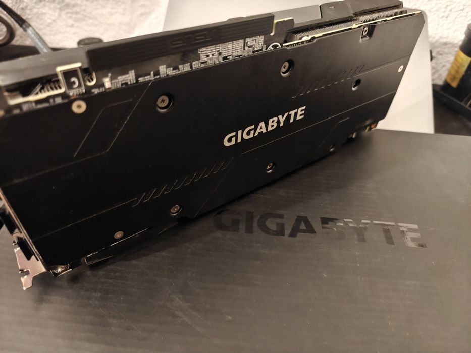 Placa video Gigabyte Nvidia RTX 2080 SUPER 8Gb DDR6
