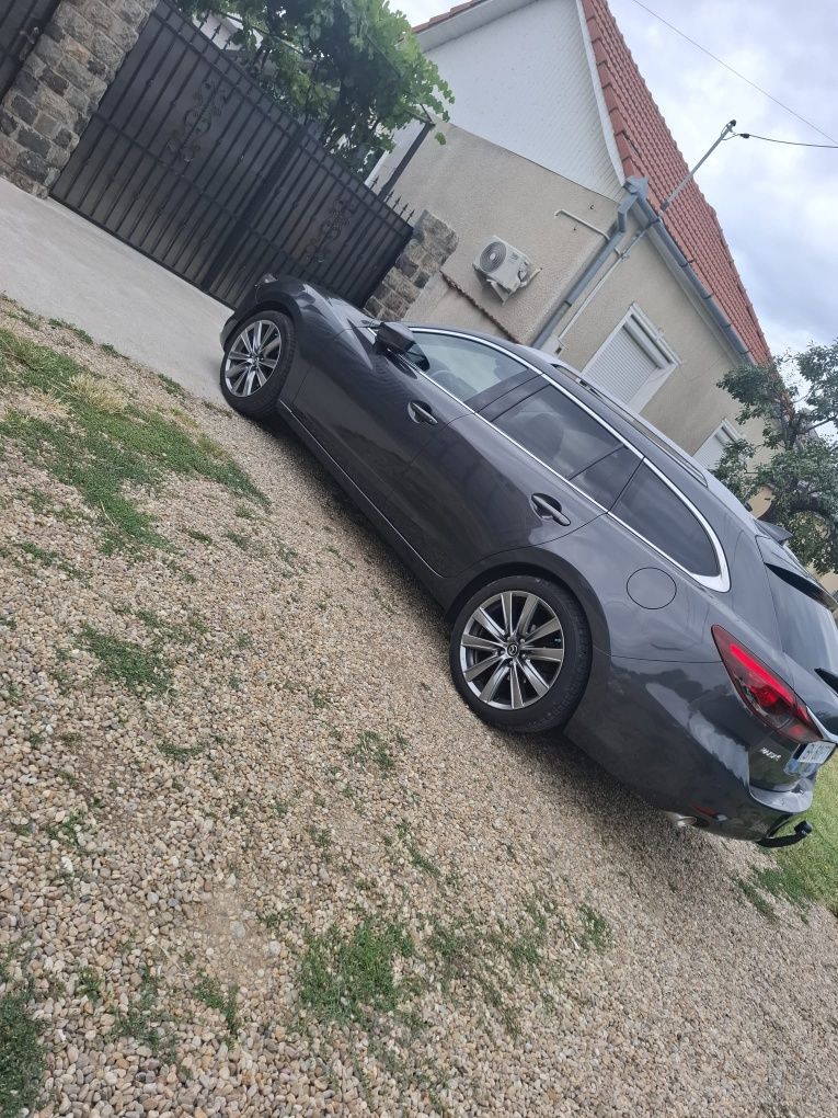 Mazda 6 2.5 benzina automata Revolution Top 2019