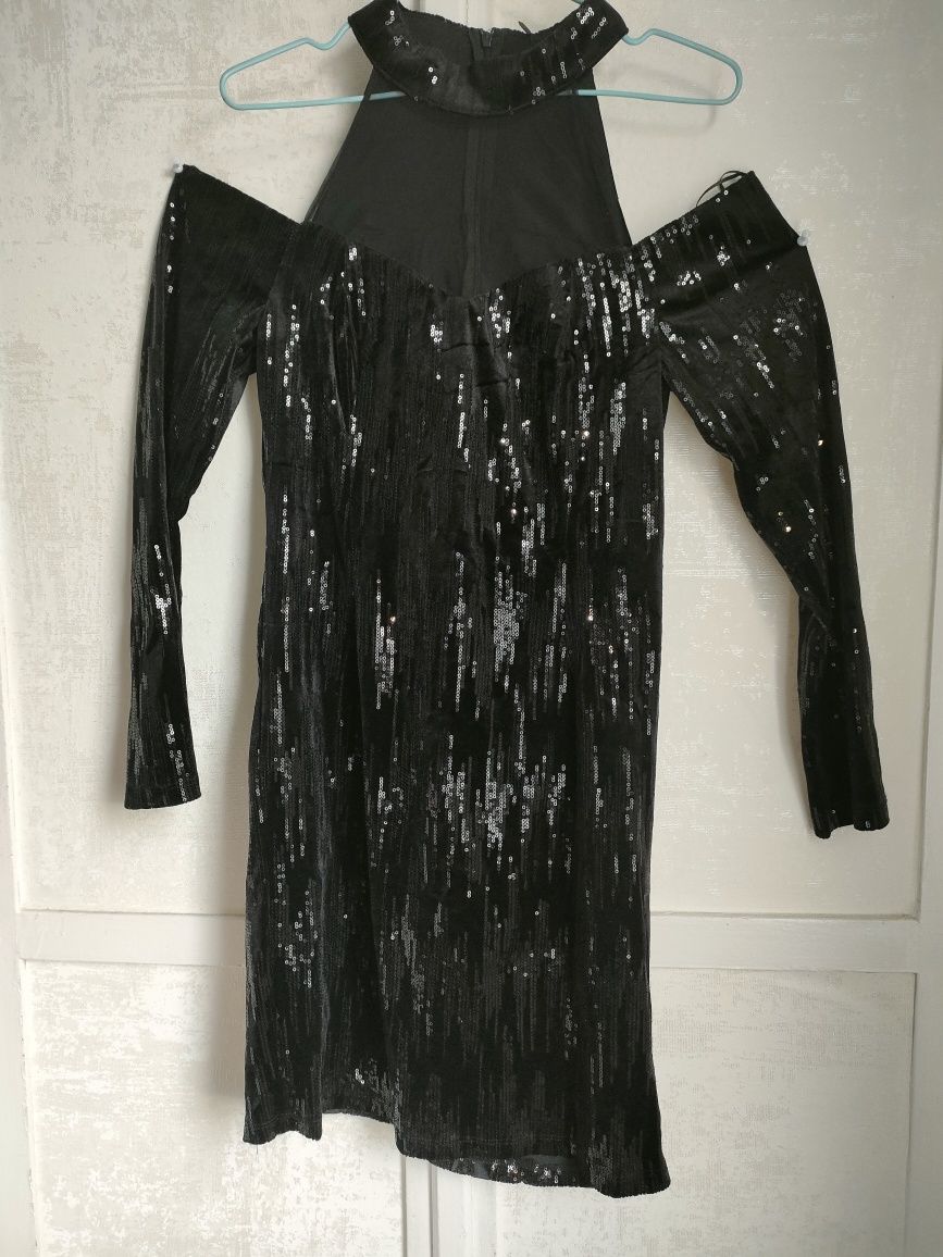 Продам чёрное вечернее платье