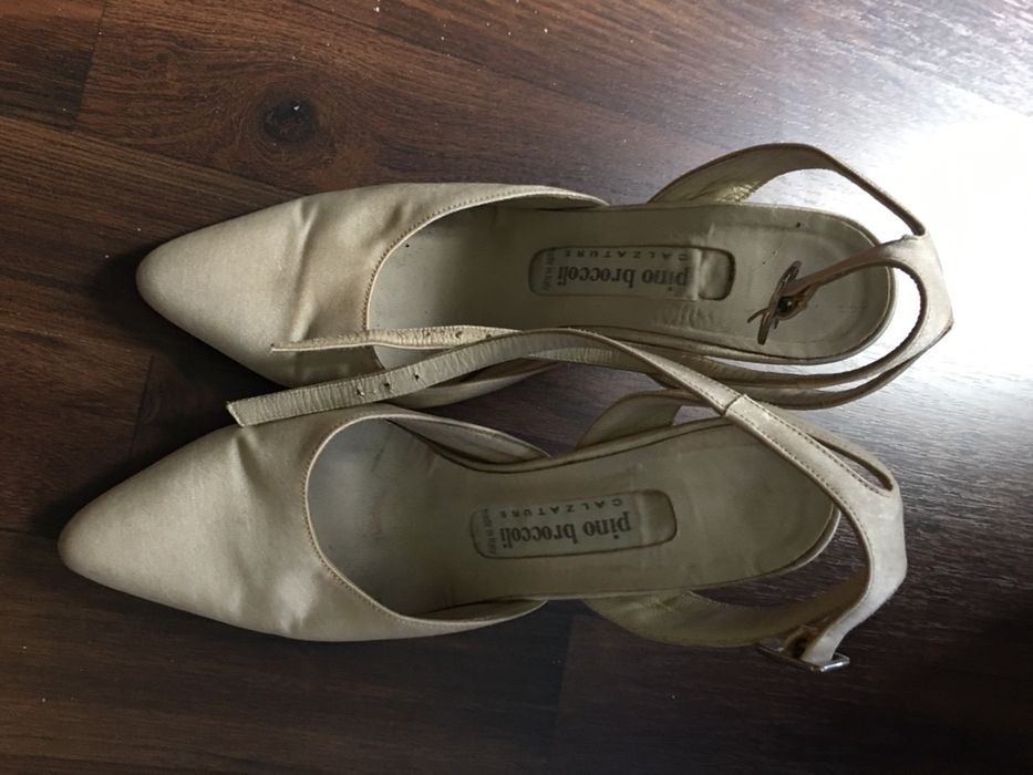 Papuci de firma difertie marimi