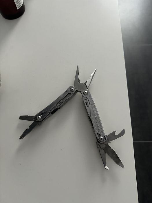 Briceag multifunctional Leatherman Wingman