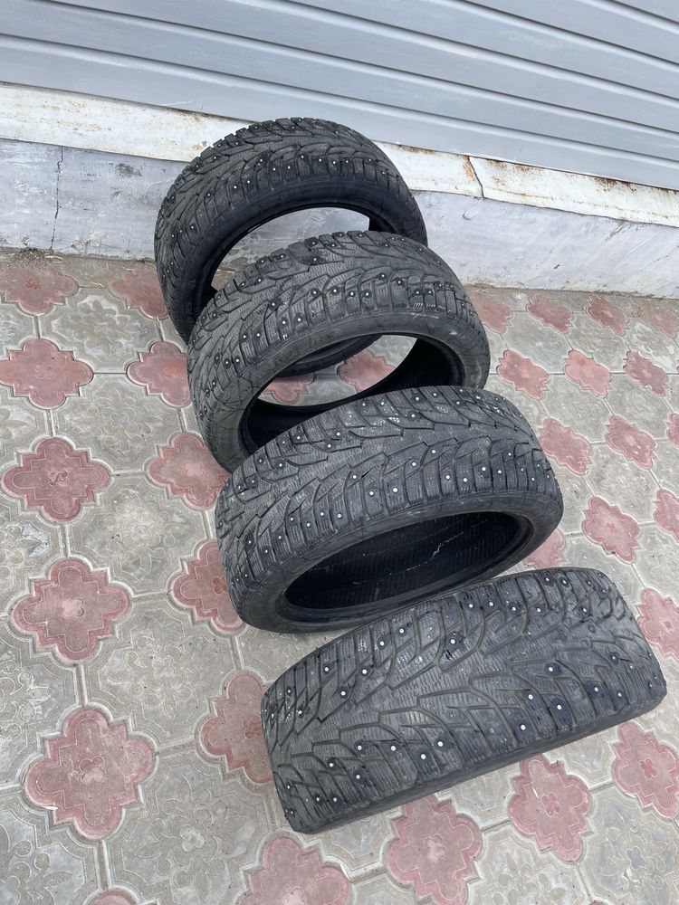 Зимние шины 225/45/R18 Hankook