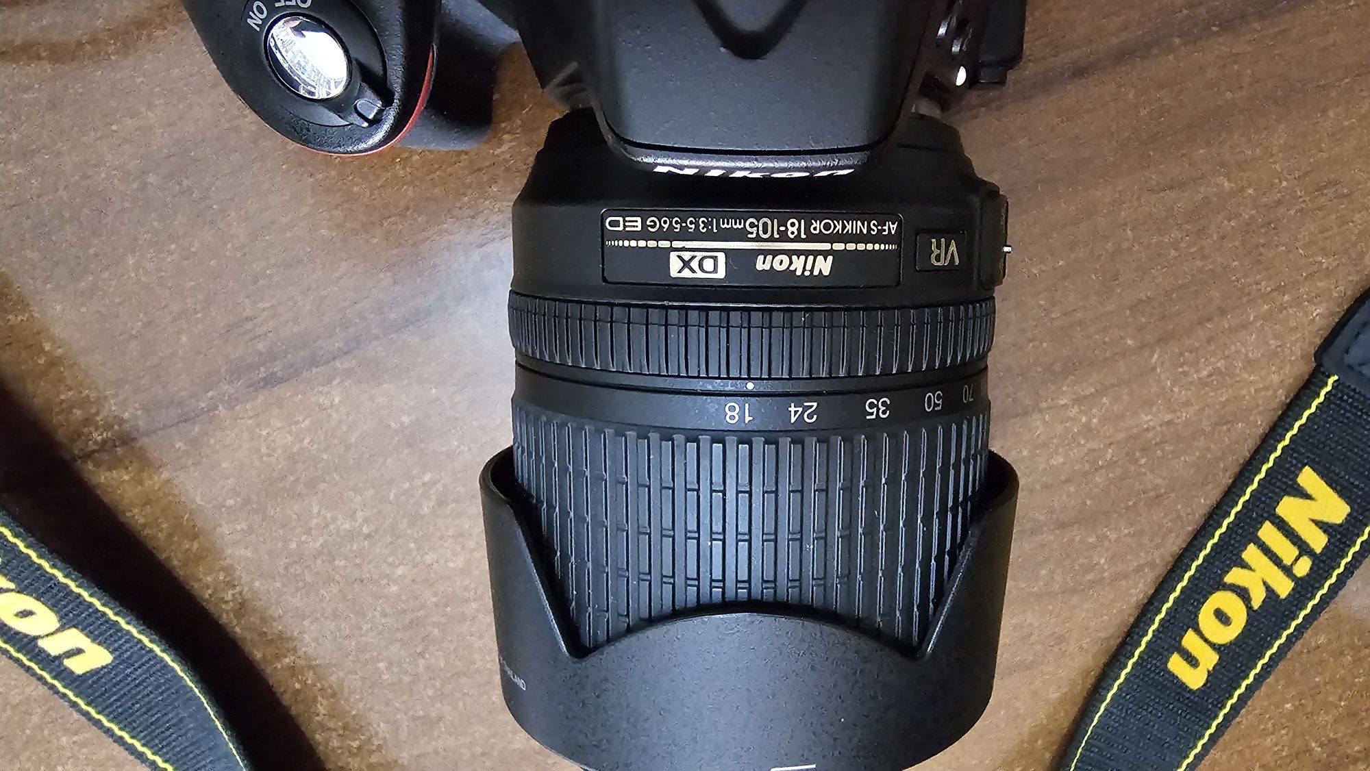 Nikon D5300 + 2 обектива,светкавица и фото сак ( 4712 кадъра)