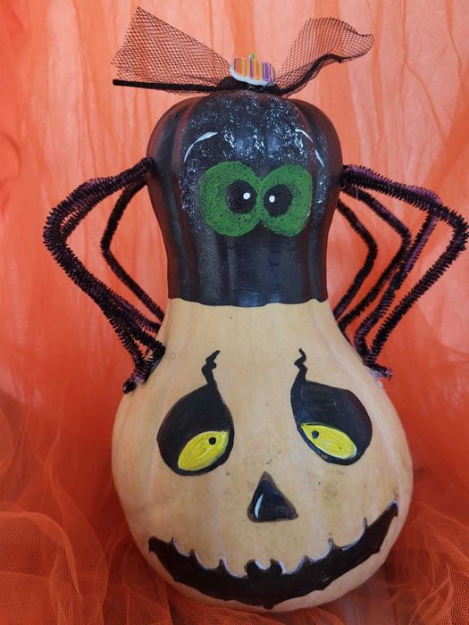 Dovleci pictati pentru Halloween