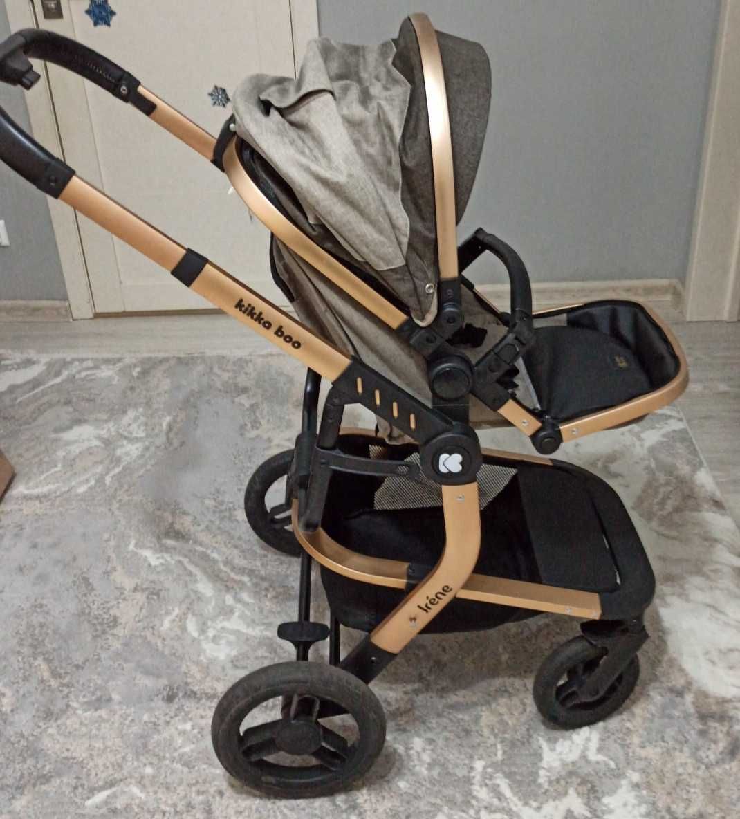 Продам коляску 3в1