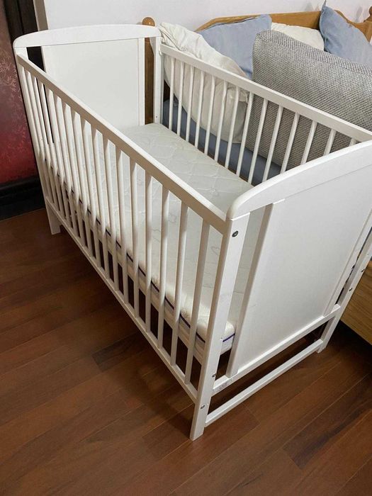 2 Patuturi noi cu 2 saltele noi