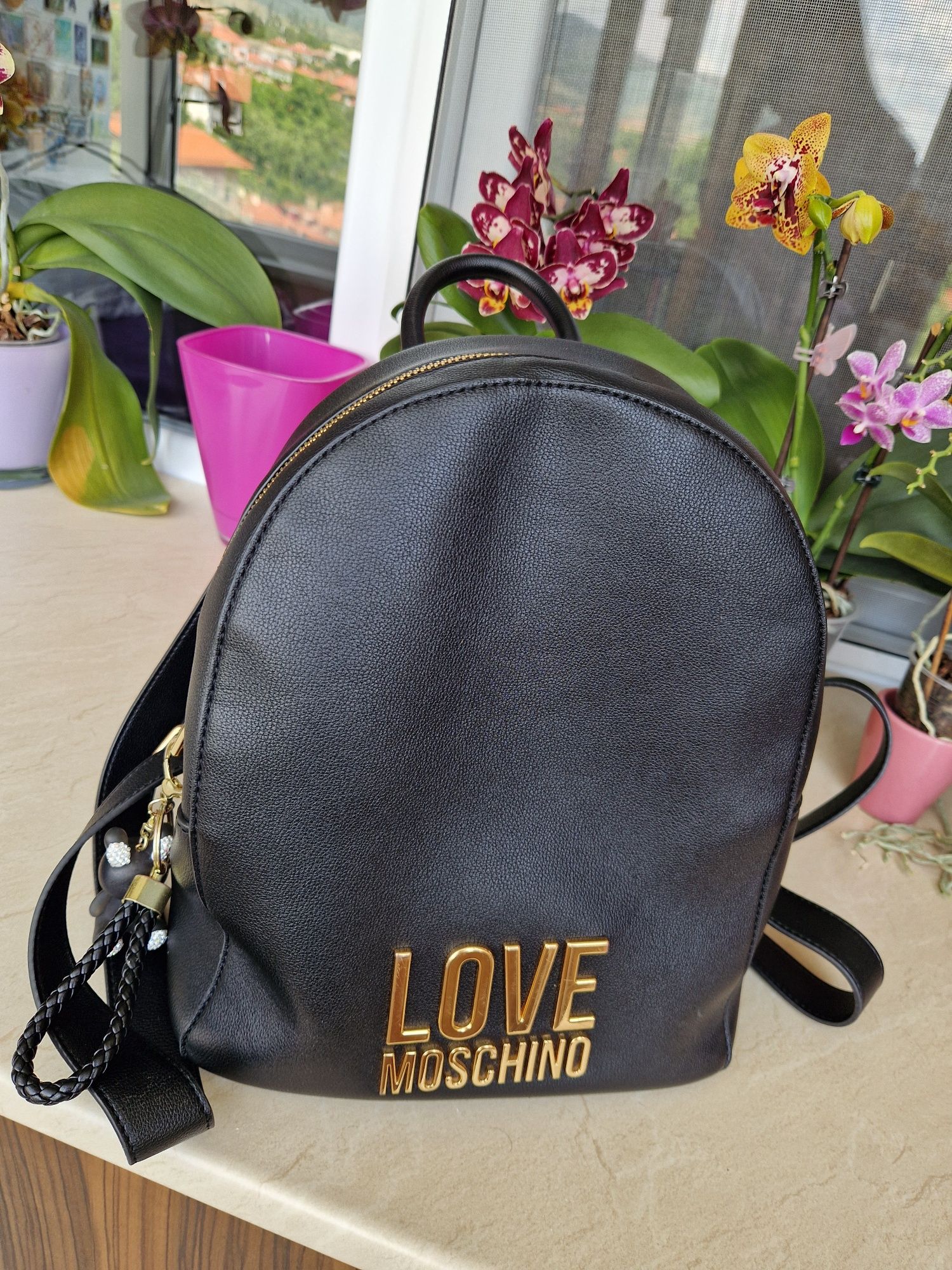 Дамска раница love moshino