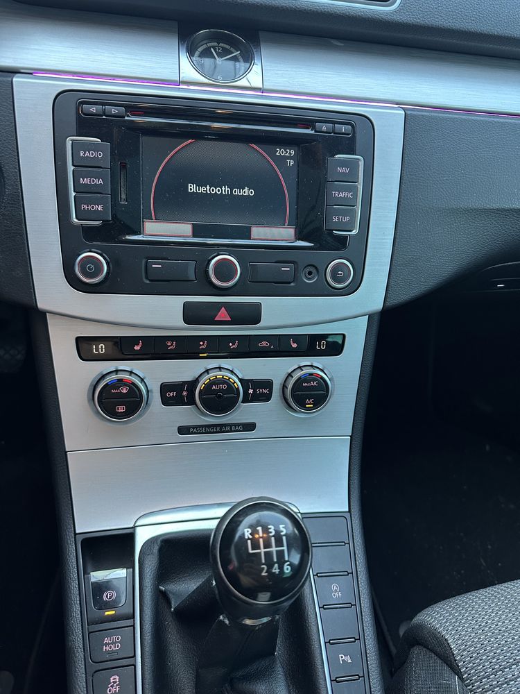 Vand sau schimb passat CC 2.0 deasel 2013.lun 5 variante doar bmw 3-5