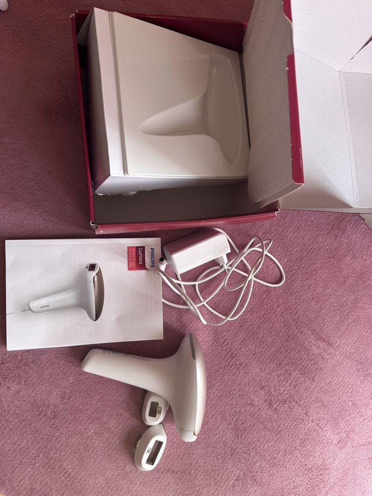 Фотоепилатор Philips Lumea