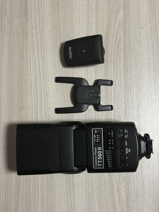 Вспышка Godox TT560 ii