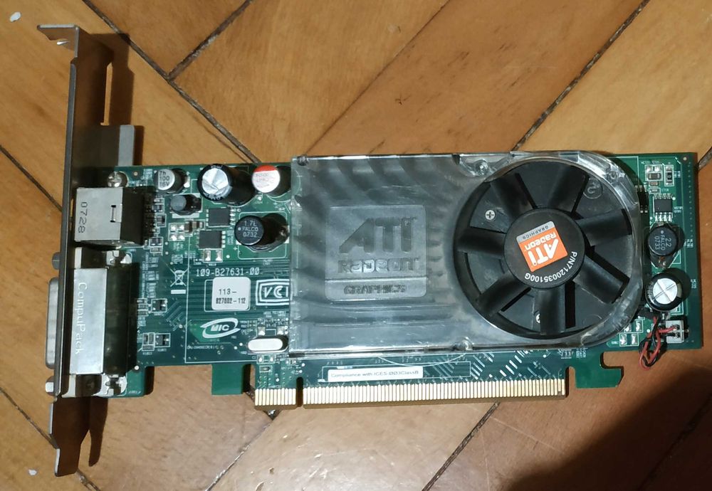 ATI Radeon HD 2400 XT 256 MB DDR2