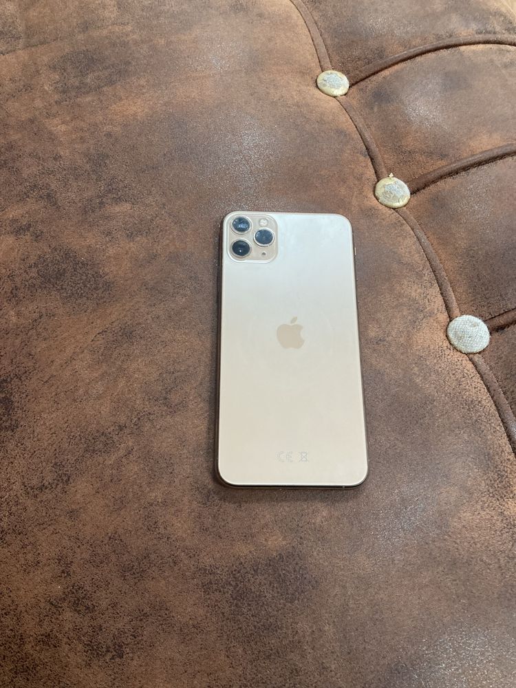 IPhone 11 pro max Gold/64 продам