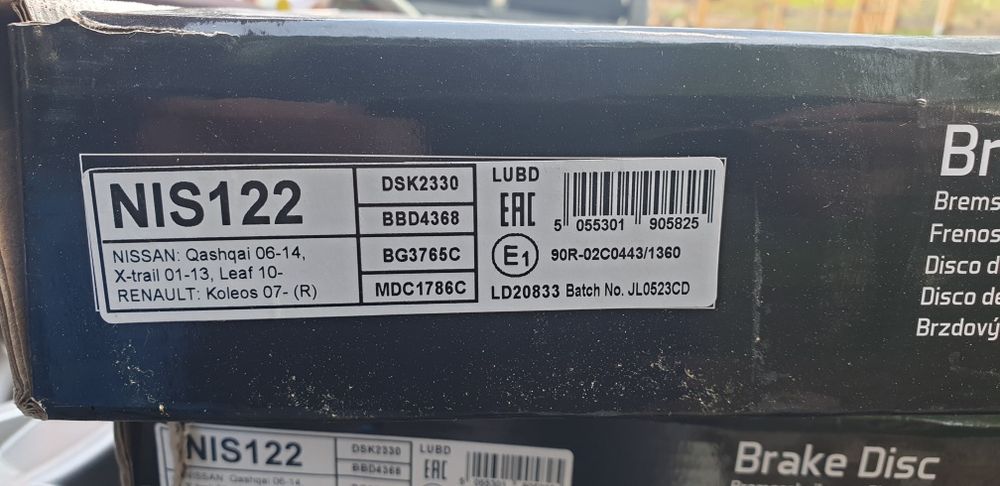 Discuri frana cu aerisire