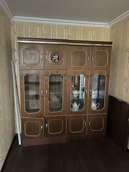 Продам стенку срочно