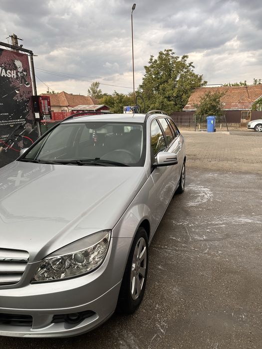Se vinde mercedes