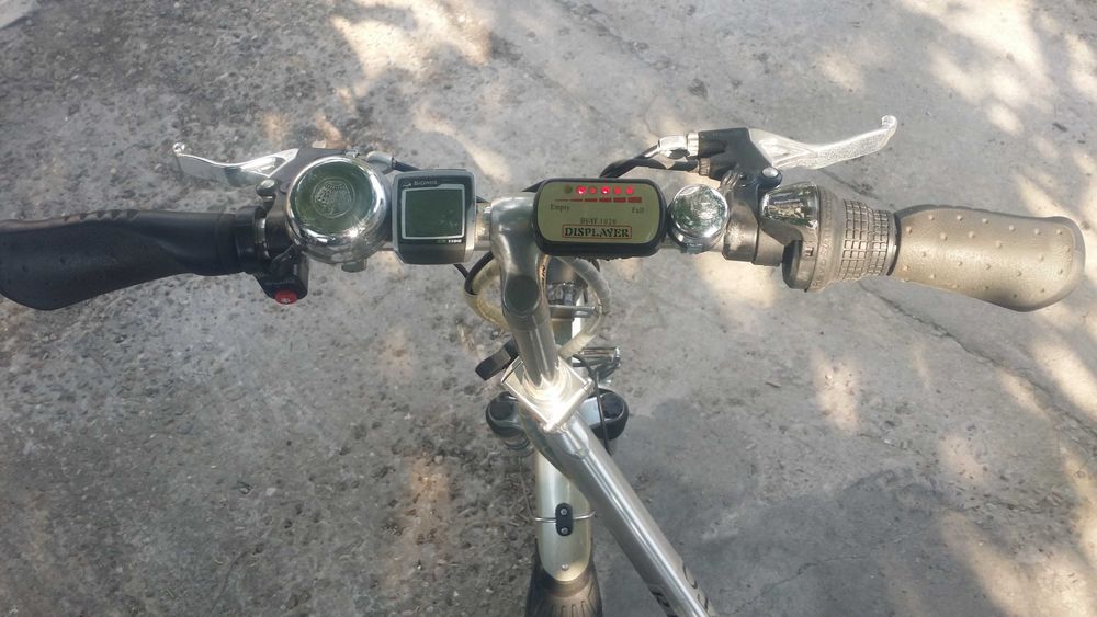 Bicicleta electrică pliabilă