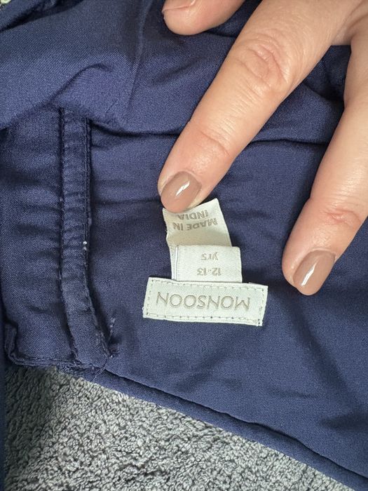 Красива вечерна рокля за момичета