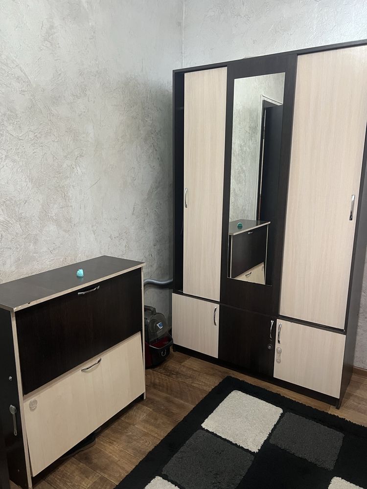 Срочно продам прихожую и обувную полку