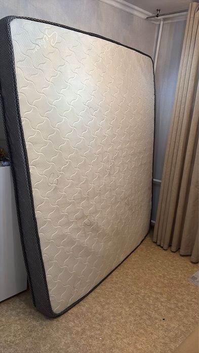 Матрас двуспальный 180*200