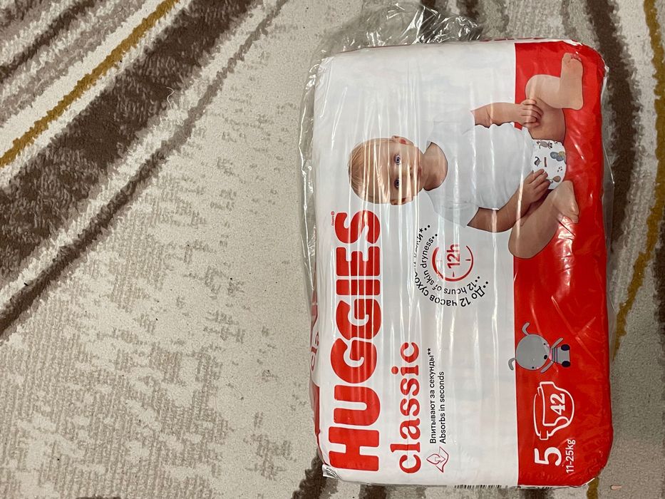 детские памперсы Huggies