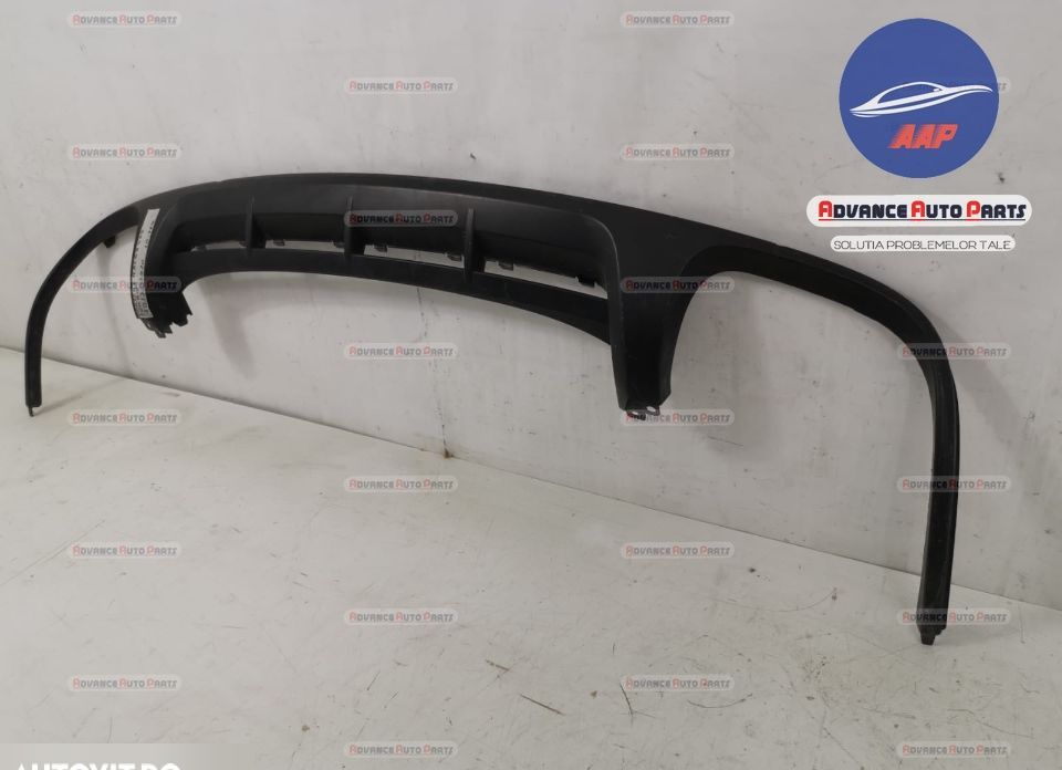 Пористе Макан / Porsche Macan Оригинален заден броня дифузьор Турбо