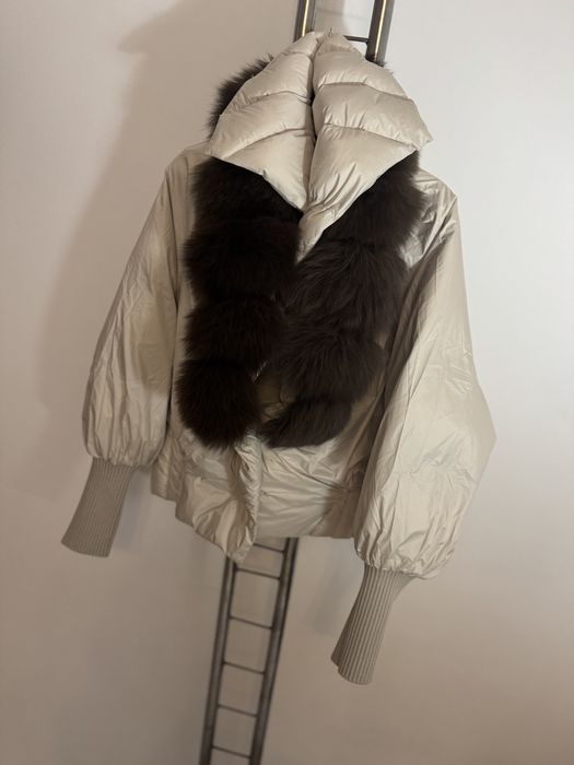 Geaca blana naturala 100%, umplutura din puf