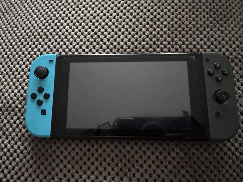 Nintendo Switch modat