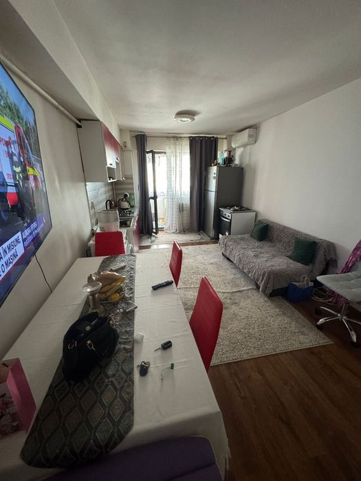 Apartament cu 2 camere!