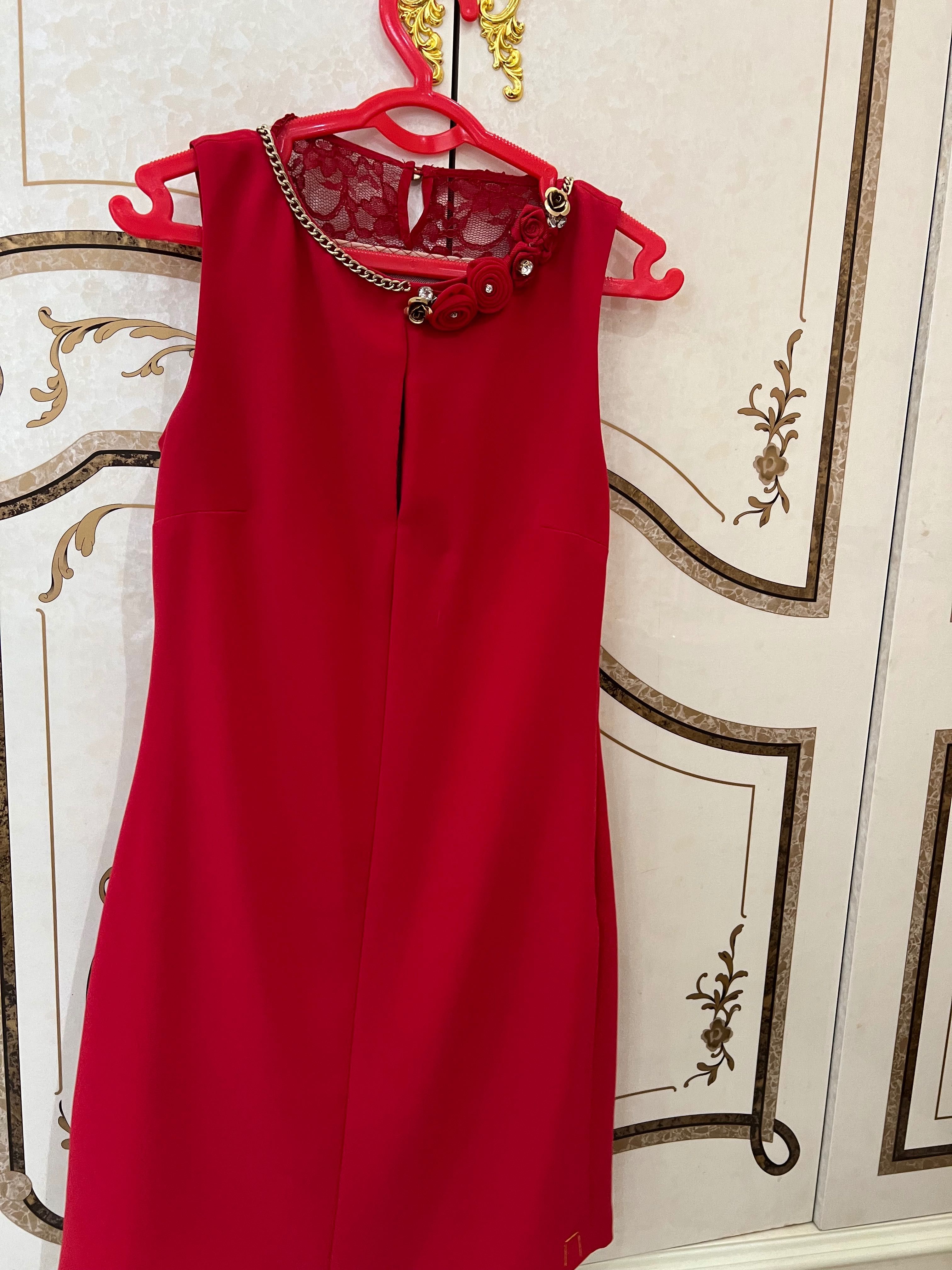 Платье, 3 платья: бежевое, красное, розовое
