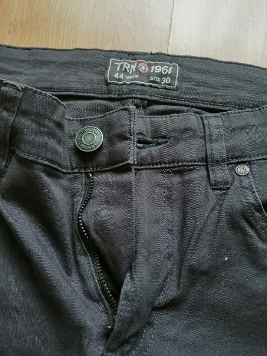 Pantaloni Blugi / Jeans Skinny fit, Canna di Fucile, Size 30(T 44) NOU