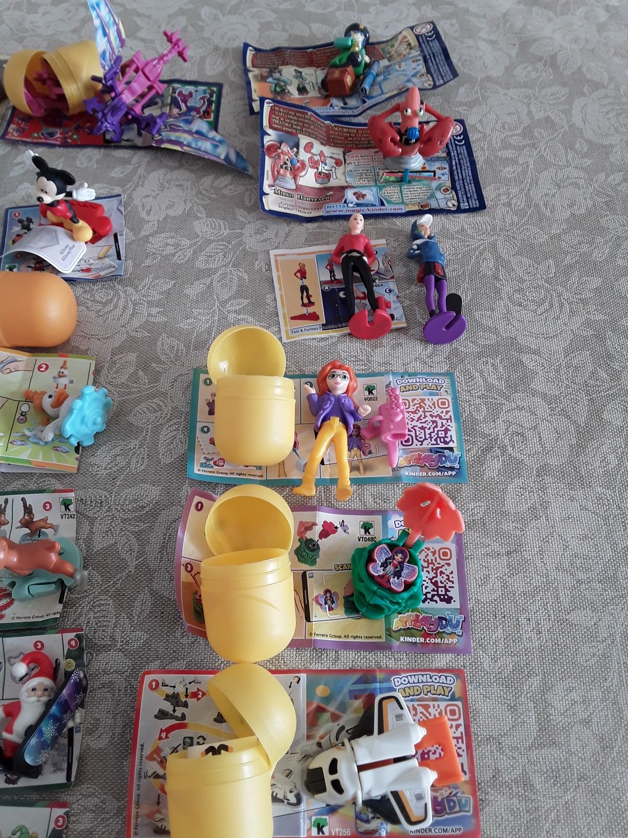 Играчки киндер Kinder