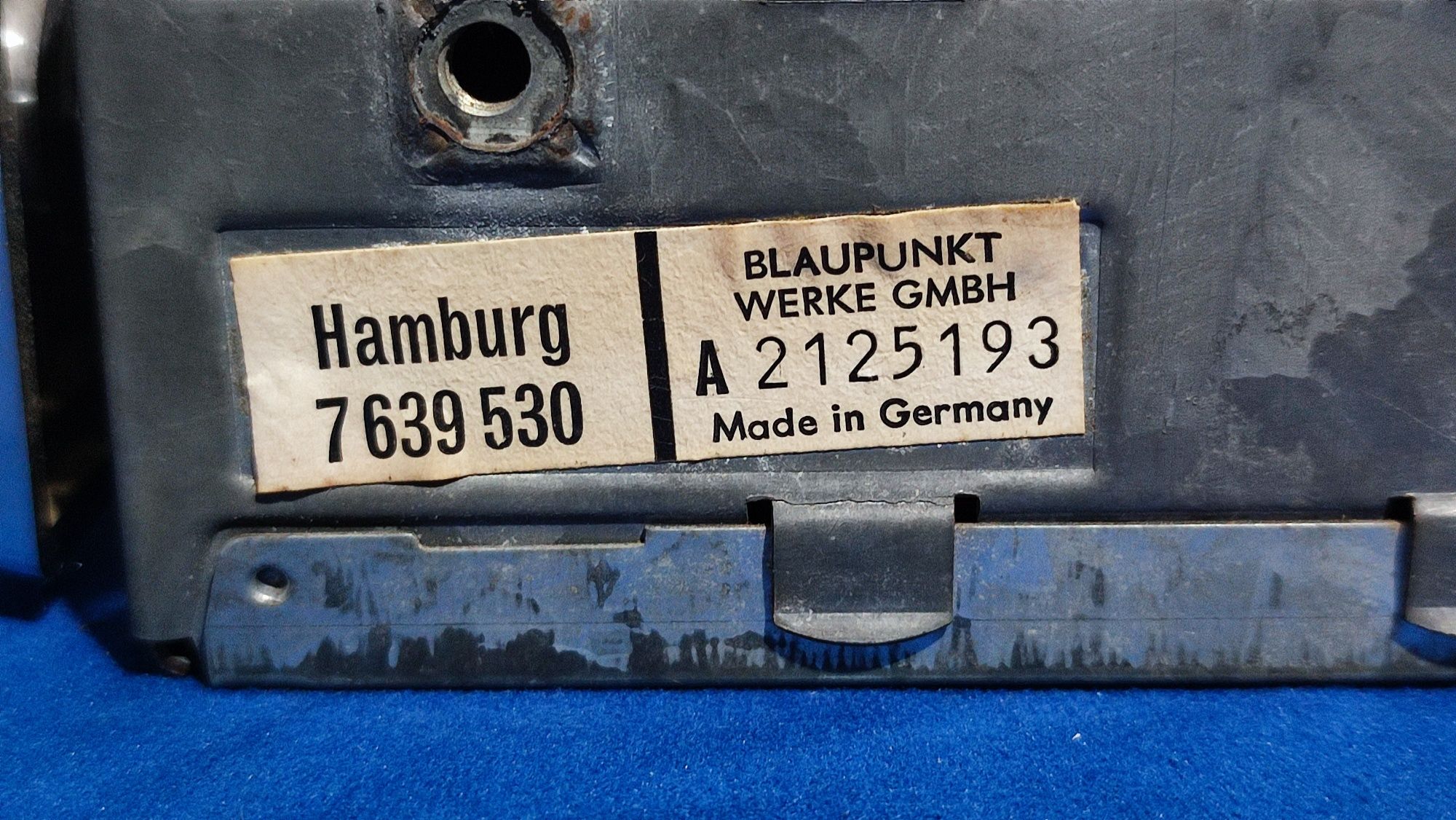 BLAUPUNKT HAMBURG și UNIVERSUM radio auto  vintage