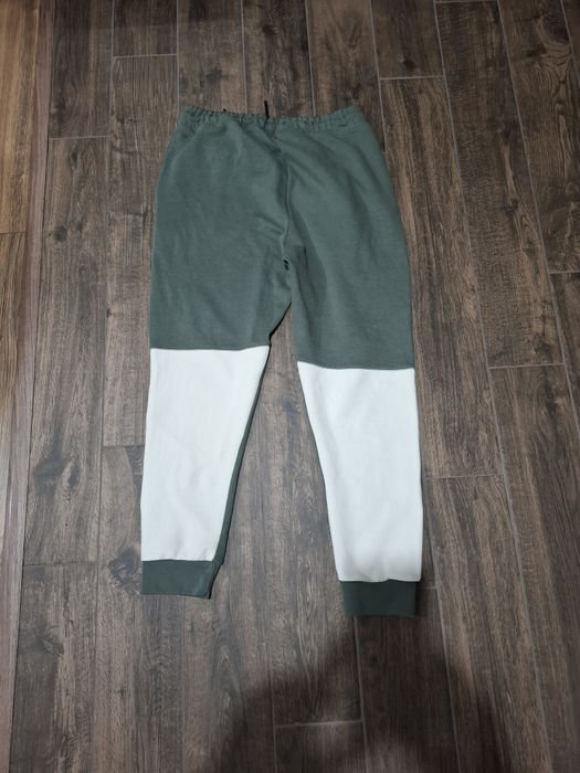 Долнище     Nike