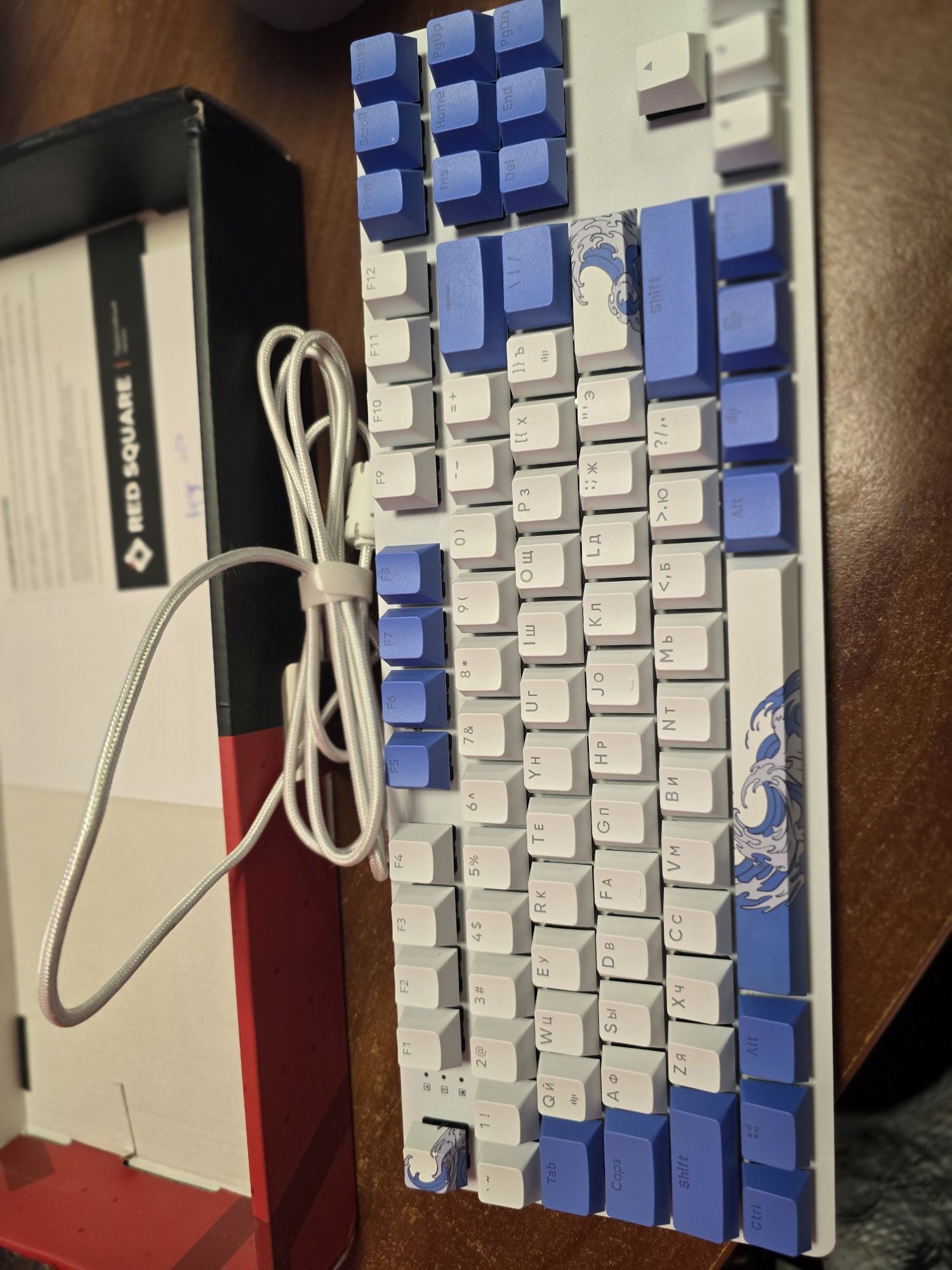 Продаю клавиатуры Red Square - Keyrox TKL