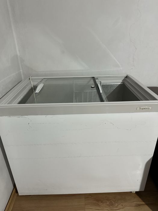 Морозильник фирмы Бирюса в отличном состоянии