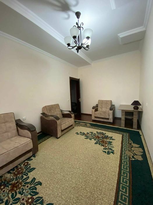 2 хонали люкс квартира ижарага берилади!!