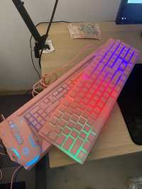 Vand sau schimb tastatura si mouse