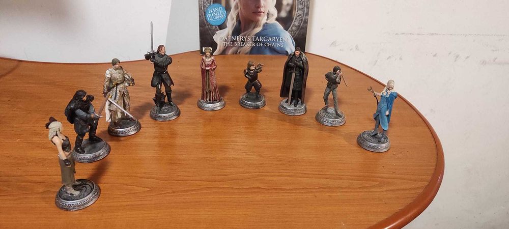 Set 9 x statuete Game of Thrones, Eaglemoss + revistele individuale
