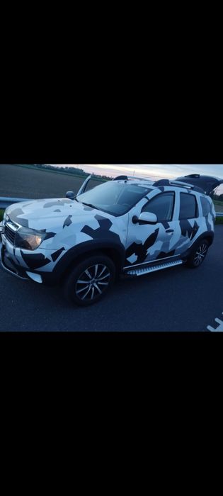 Vând Dacia Duster 4x4