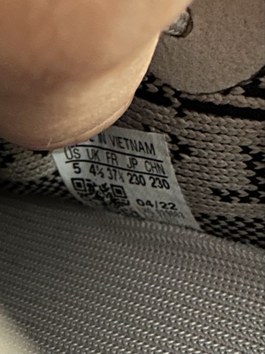 Adidas Yeezy Stare Excelenta