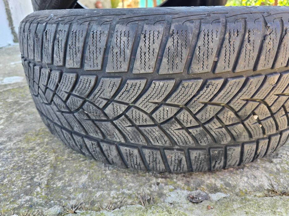 Зимни гуми 225 50 17 goodyear 2бр.