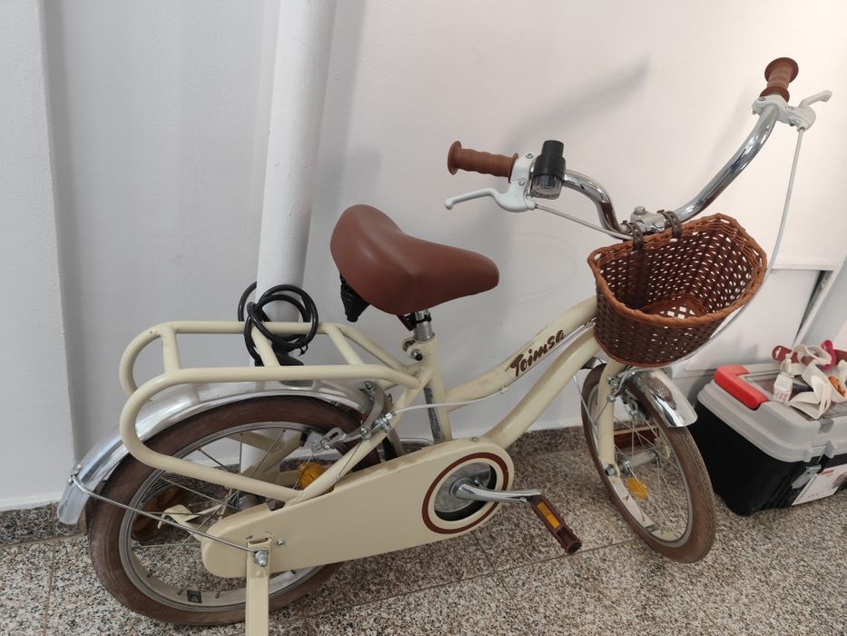 Vând bicicleta pentru copii